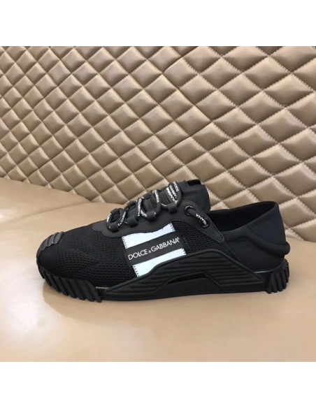 Dolce Gabbana Mens NS1 Slip-on Sneakers In Black Mesh