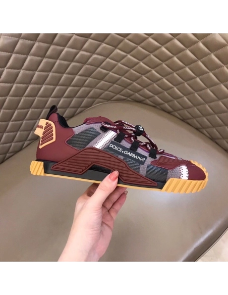 Dolce Gabbana Mens NS1 Sneakers In Bordeaux Fabric