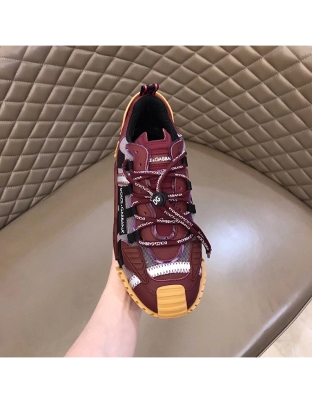 Dolce Gabbana Mens NS1 Sneakers In Bordeaux Fabric