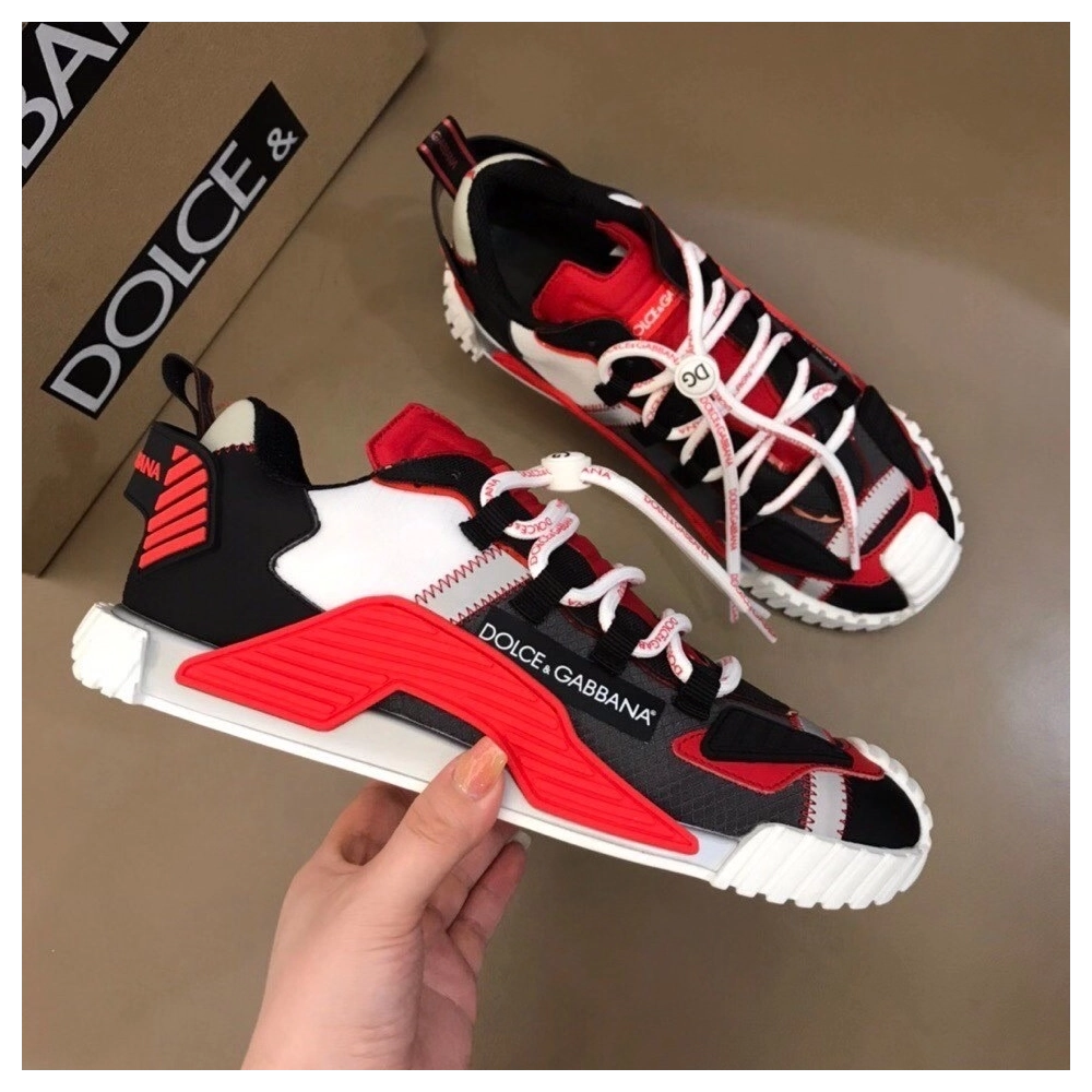 Dolce Gabbana Mens NS1 Sneakers In Red Fabric