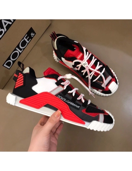 Dolce Gabbana Mens NS1 Sneakers In Red Fabric