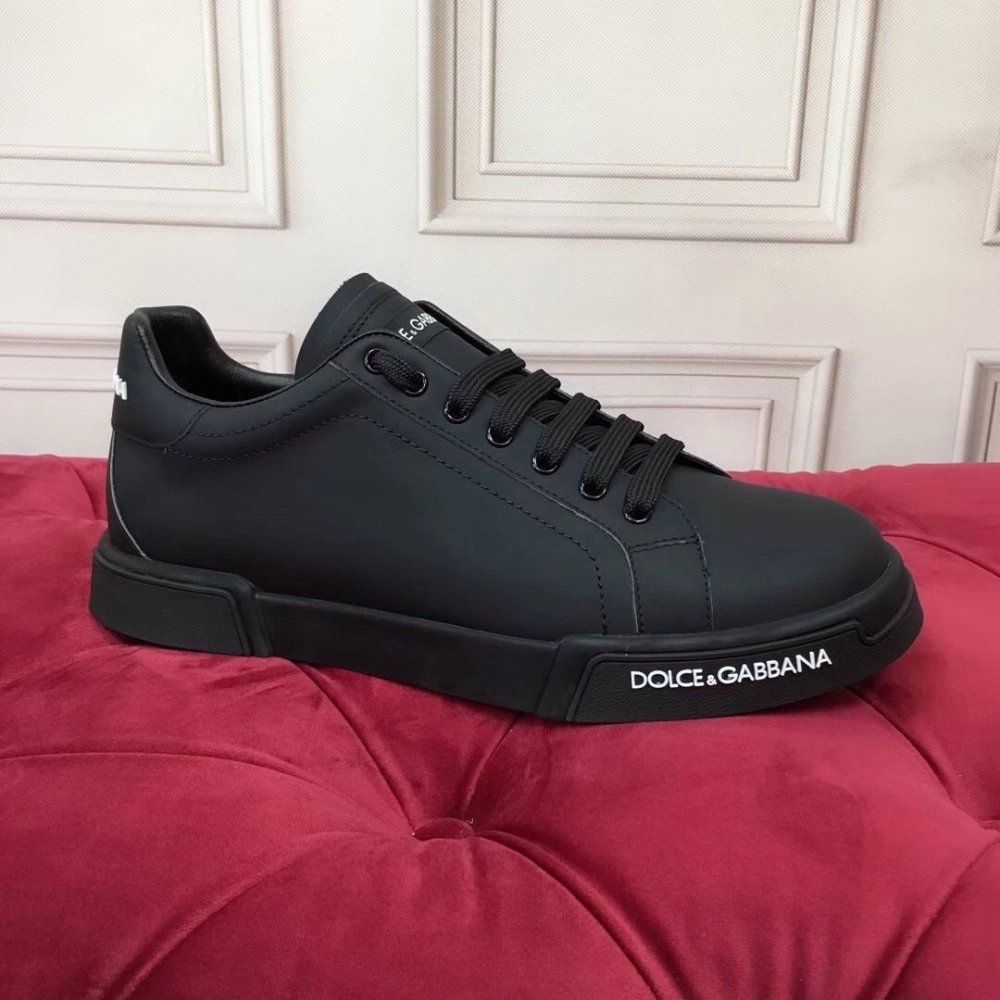 Dolce Gabbana Womens Portofino Sneakers In Black Leather