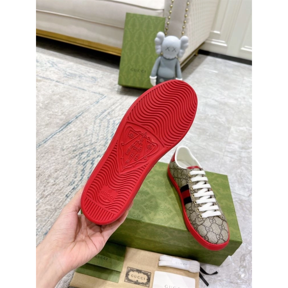 GUCCI,Lowtop,LuxuryFootwear,SNEAKER