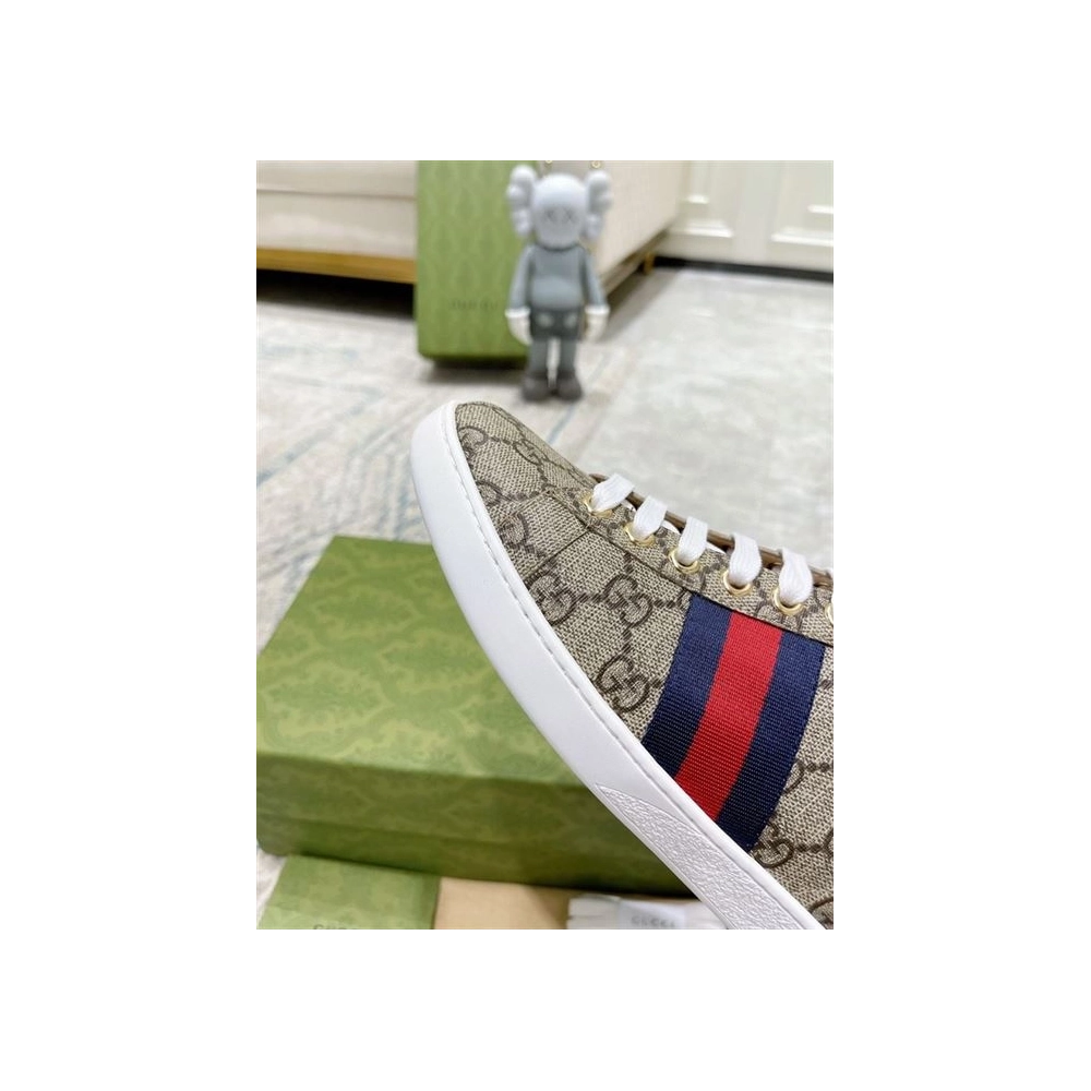 GUCCI,Lowtop,LuxuryFootwear,SNEAKER