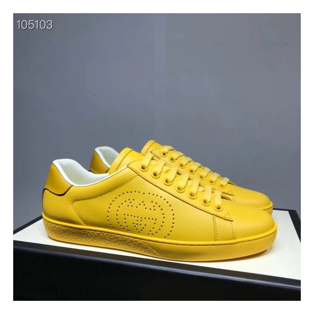 FashionStatement,GUCCI,IconicStyle,ItalianCraftsmanship,LuxuryFootwear,SNEAKER