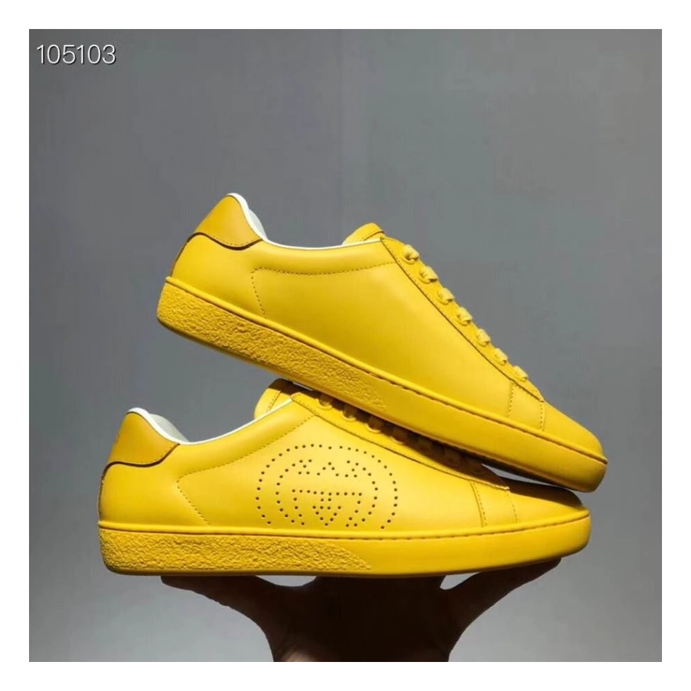 FashionStatement,GUCCI,IconicStyle,ItalianCraftsmanship,LuxuryFootwear,SNEAKER