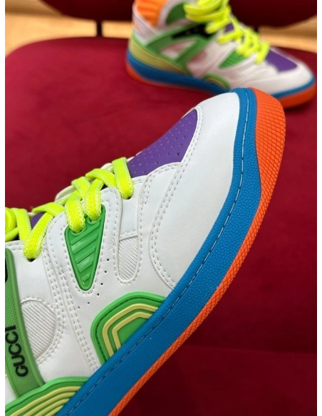 FashionStatement,GUCCI,IconicStyle,ItalianCraftsmanship,LuxuryFootwear,SNEAKER