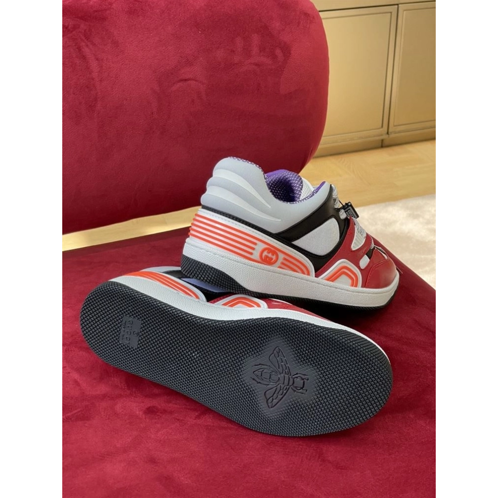 FashionStatement,GUCCI,LuxuryFootwear,SNEAKER