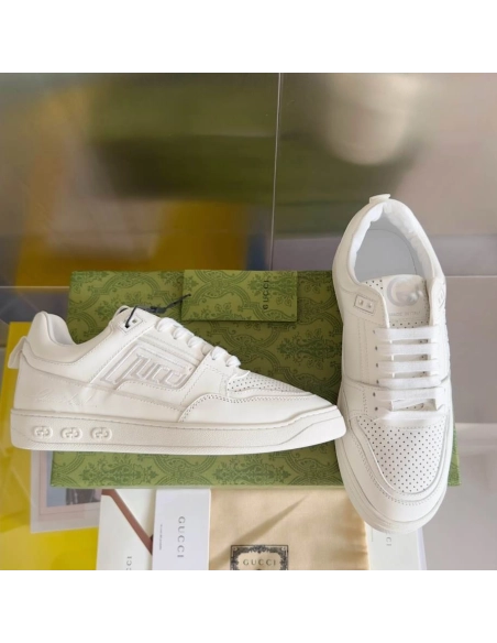 FashionStatement,GUCCI,IconicStyle,ItalianCraftsmanship,LuxuryFootwear,SNEAKER