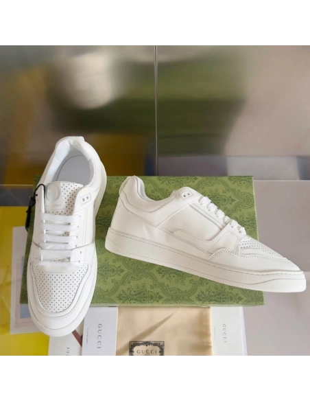 FashionStatement,GUCCI,IconicStyle,ItalianCraftsmanship,LuxuryFootwear,SNEAKER