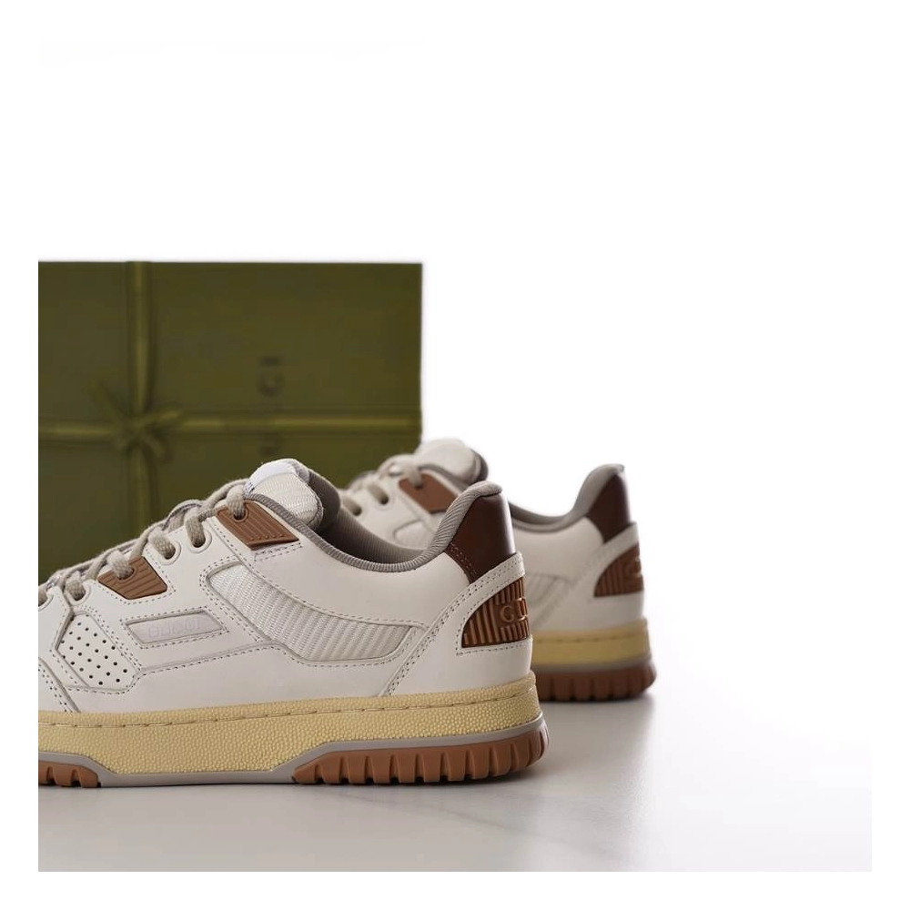 FashionStatement,GUCCI,IconicStyle,ItalianCraftsmanship,LuxuryFootwear,SNEAKER