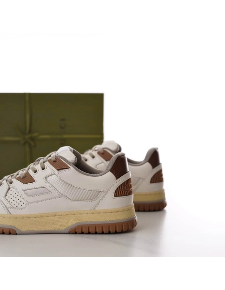 FashionStatement,GUCCI,IconicStyle,ItalianCraftsmanship,LuxuryFootwear,SNEAKER