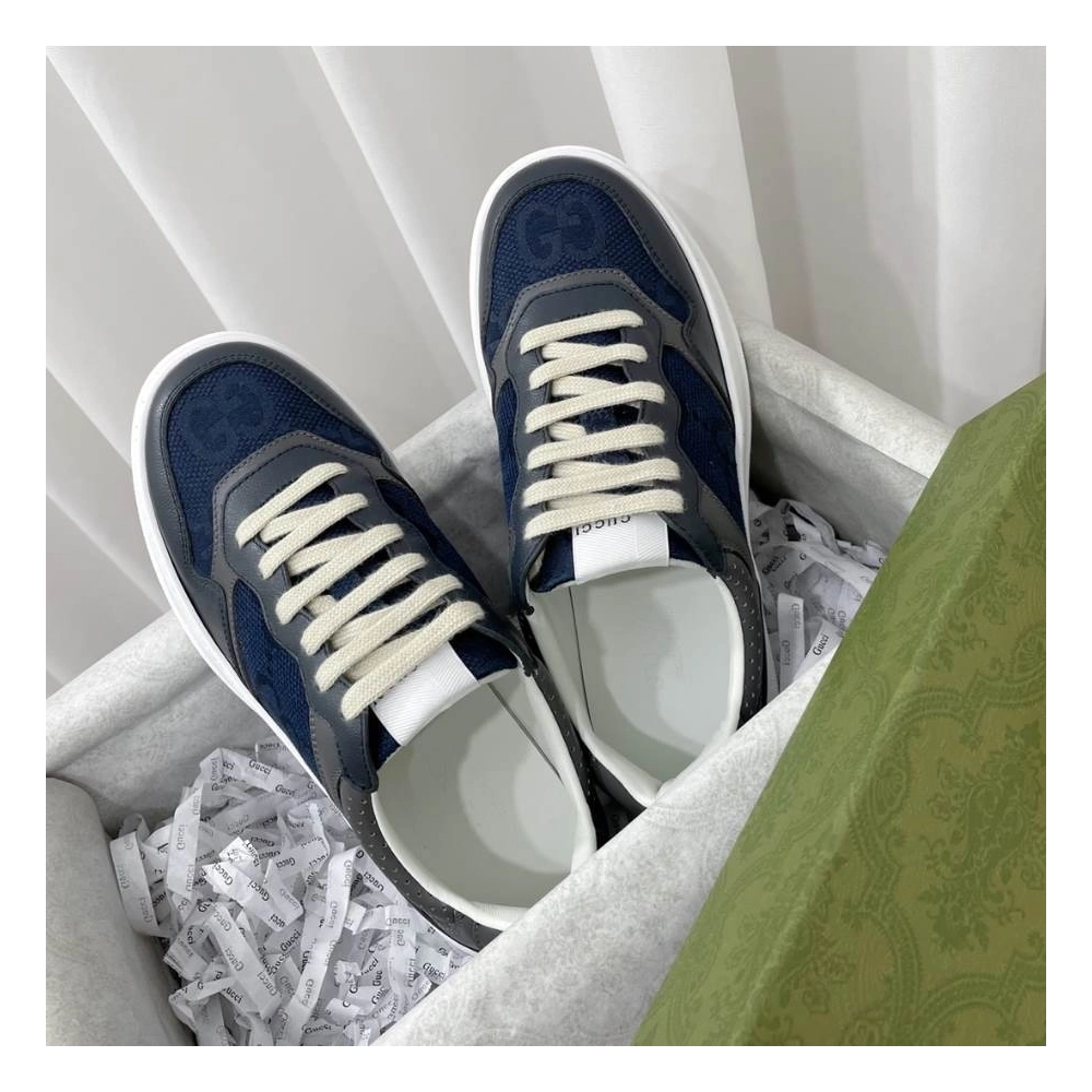 FashionStatement,GUCCI,IconicStyle,ItalianCraftsmanship,LuxuryFootwear,SNEAKER