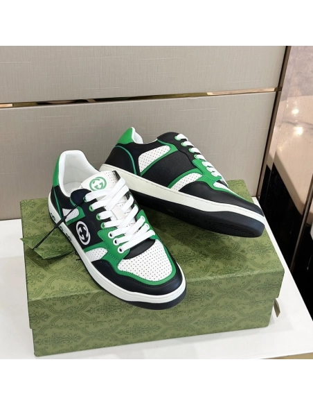 FashionStatement,GUCCI,IconicStyle,ItalianCraftsmanship,LuxuryFootwear,SNEAKER