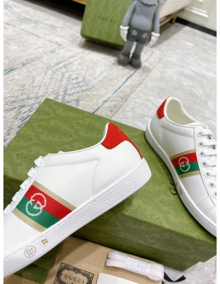 GUCCI,Lowtop,LuxuryFootwear,SNEAKER