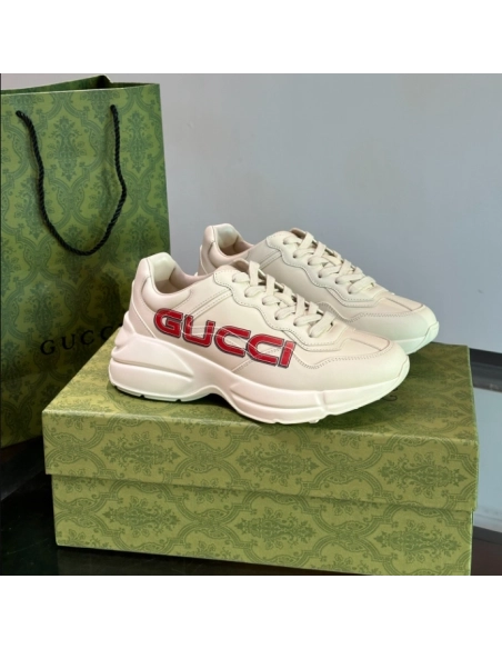 FashionStatement,GUCCI,IconicStyle,ItalianCraftsmanship,LuxuryFootwear,SNEAKER