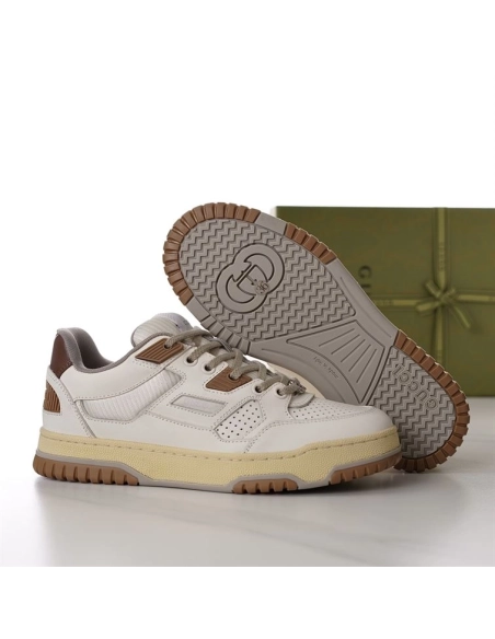 FashionStatement,GUCCI,IconicStyle,ItalianCraftsmanship,LuxuryFootwear,SNEAKER