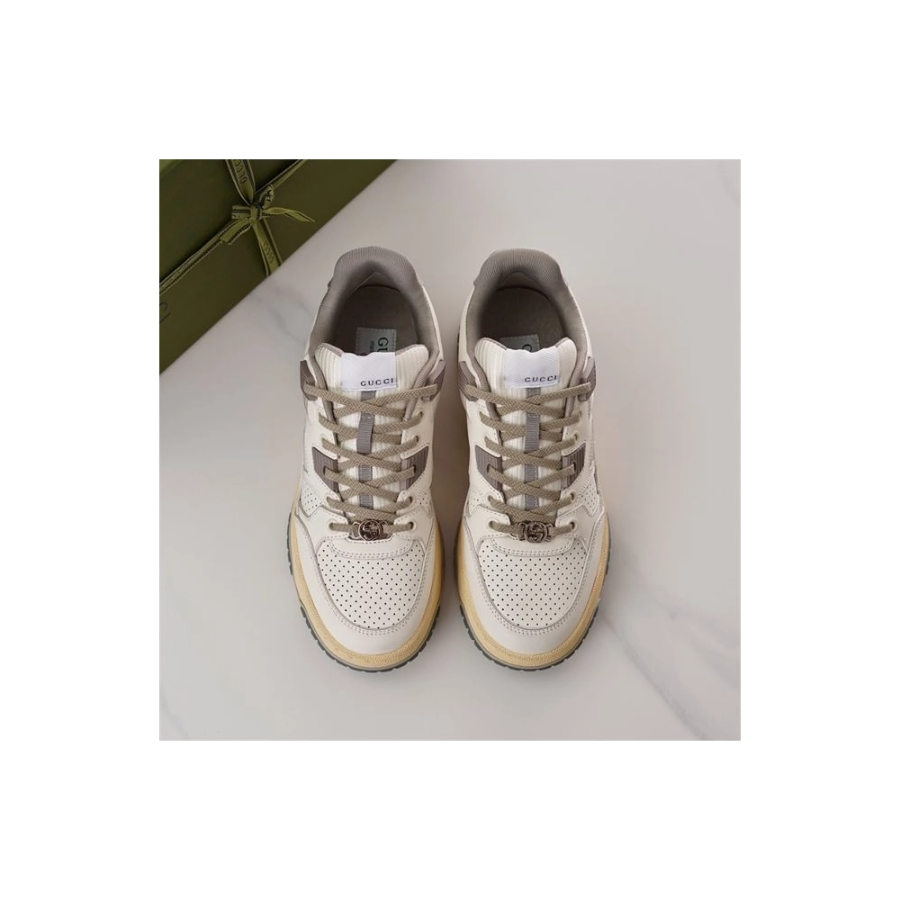FashionStatement,GUCCI,IconicStyle,ItalianCraftsmanship,LuxuryFootwear,SNEAKER