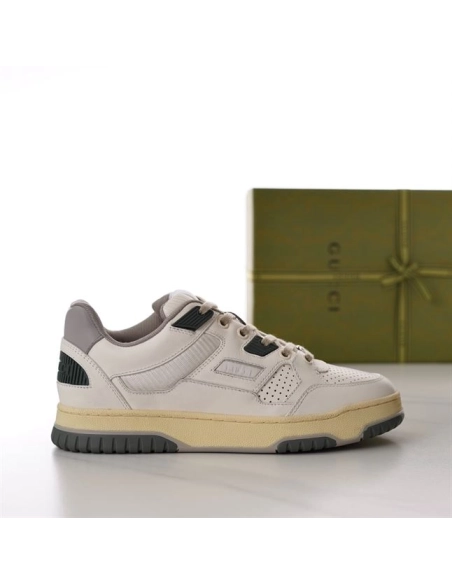 FashionStatement,IconicStyle,ItalianCraftsmanship,LuxuryFootwear,SNEAKER