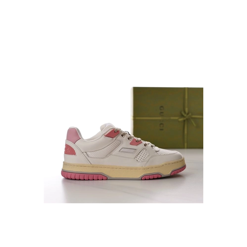 FashionStatement,GUCCI,IconicStyle,ItalianCraftsmanship,LuxuryFootwear,SNEAKER