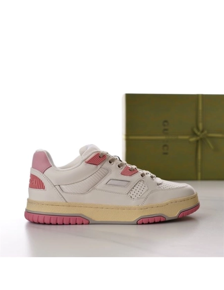 FashionStatement,GUCCI,IconicStyle,ItalianCraftsmanship,LuxuryFootwear,SNEAKER