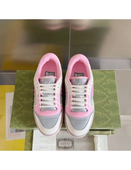 FashionStatement,GUCCI,IconicStyle,ItalianCraftsmanship,LuxuryFootwear,SNEAKER