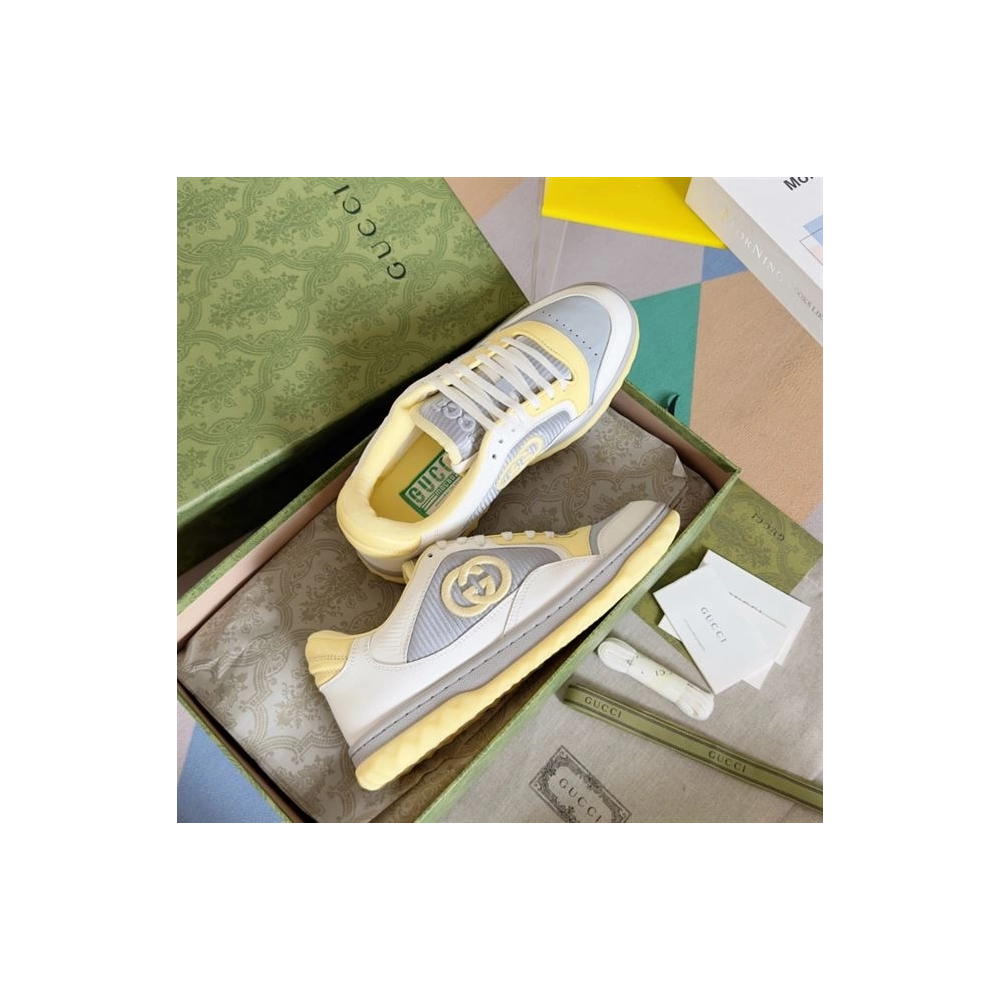 FashionStatement,GUCCI,IconicStyle,ItalianCraftsmanship,LuxuryFootwear,SNEAKER