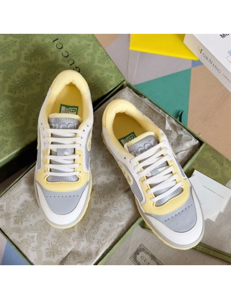 FashionStatement,GUCCI,IconicStyle,ItalianCraftsmanship,LuxuryFootwear,SNEAKER