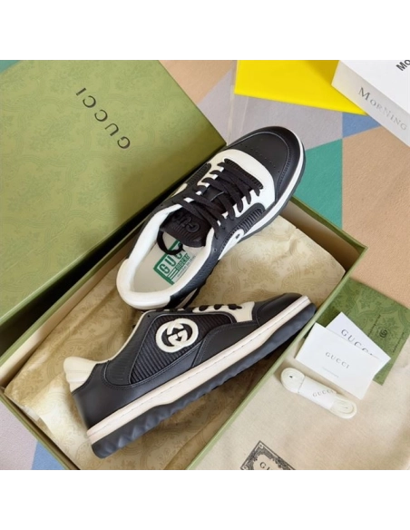 FashionStatement,GUCCI,IconicStyle,ItalianCraftsmanship,LuxuryFootwear,SNEAKER