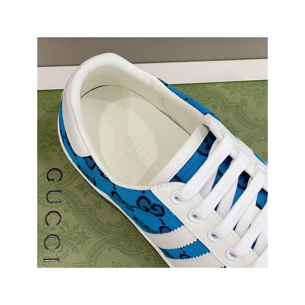 FashionStatement,GUCCI,LuxuryFootwear,SNEAKER