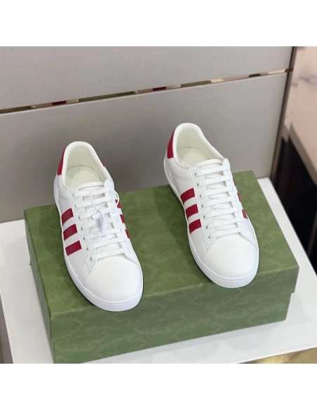 FashionStatement,GUCCI,LuxuryFootwear,SNEAKER