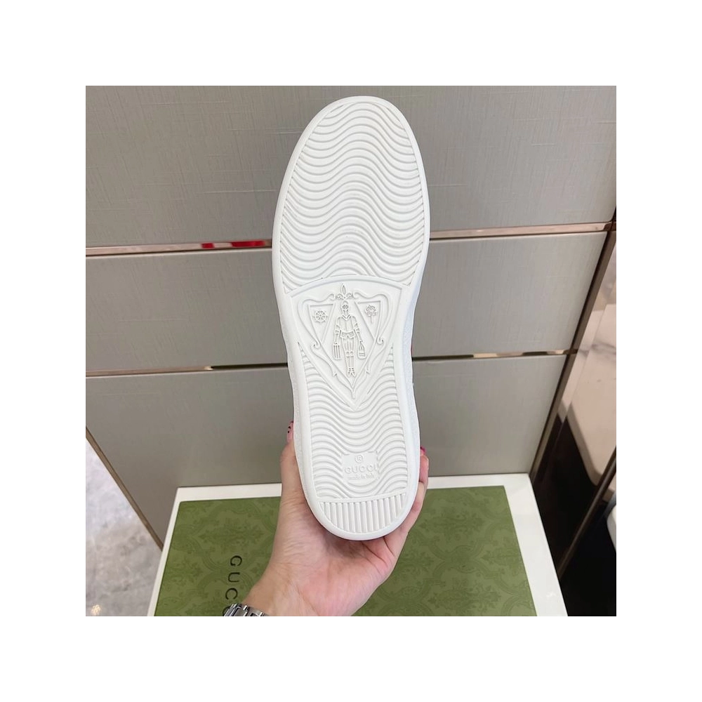 FashionStatement,GUCCI,LuxuryFootwear,SNEAKER