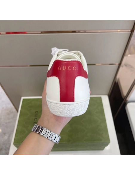 FashionStatement,GUCCI,LuxuryFootwear,SNEAKER