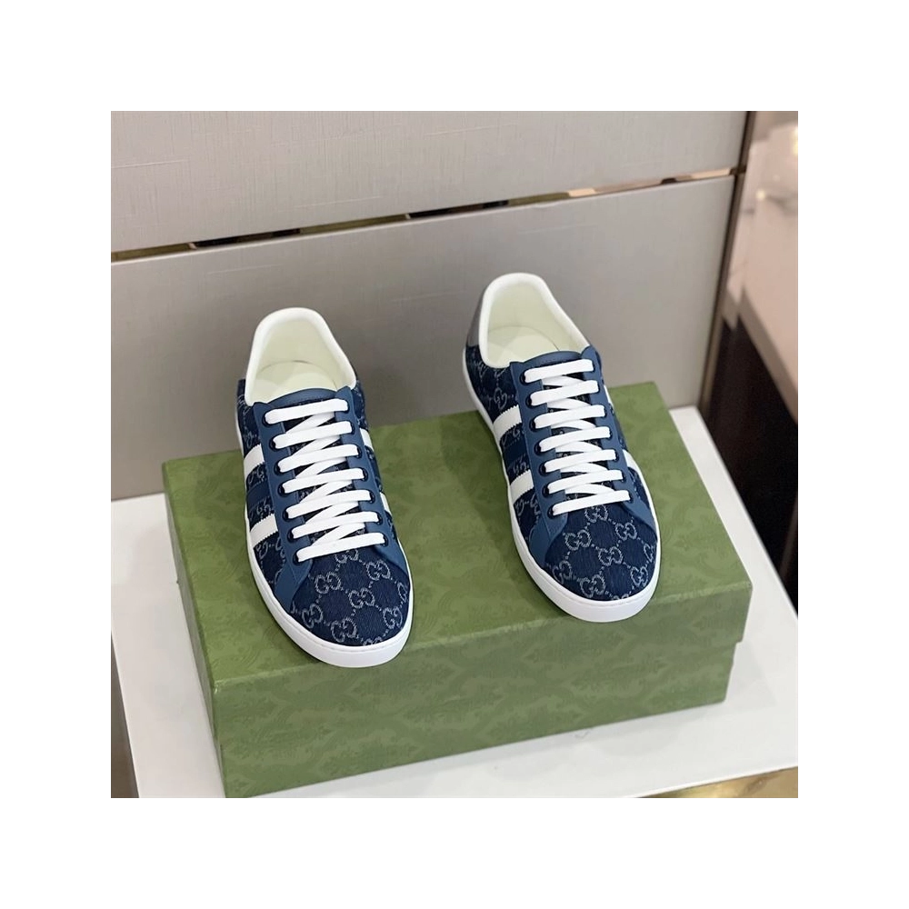 FashionStatement,GUCCI,LuxuryFootwear,SNEAKER