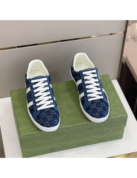 FashionStatement,GUCCI,LuxuryFootwear,SNEAKER