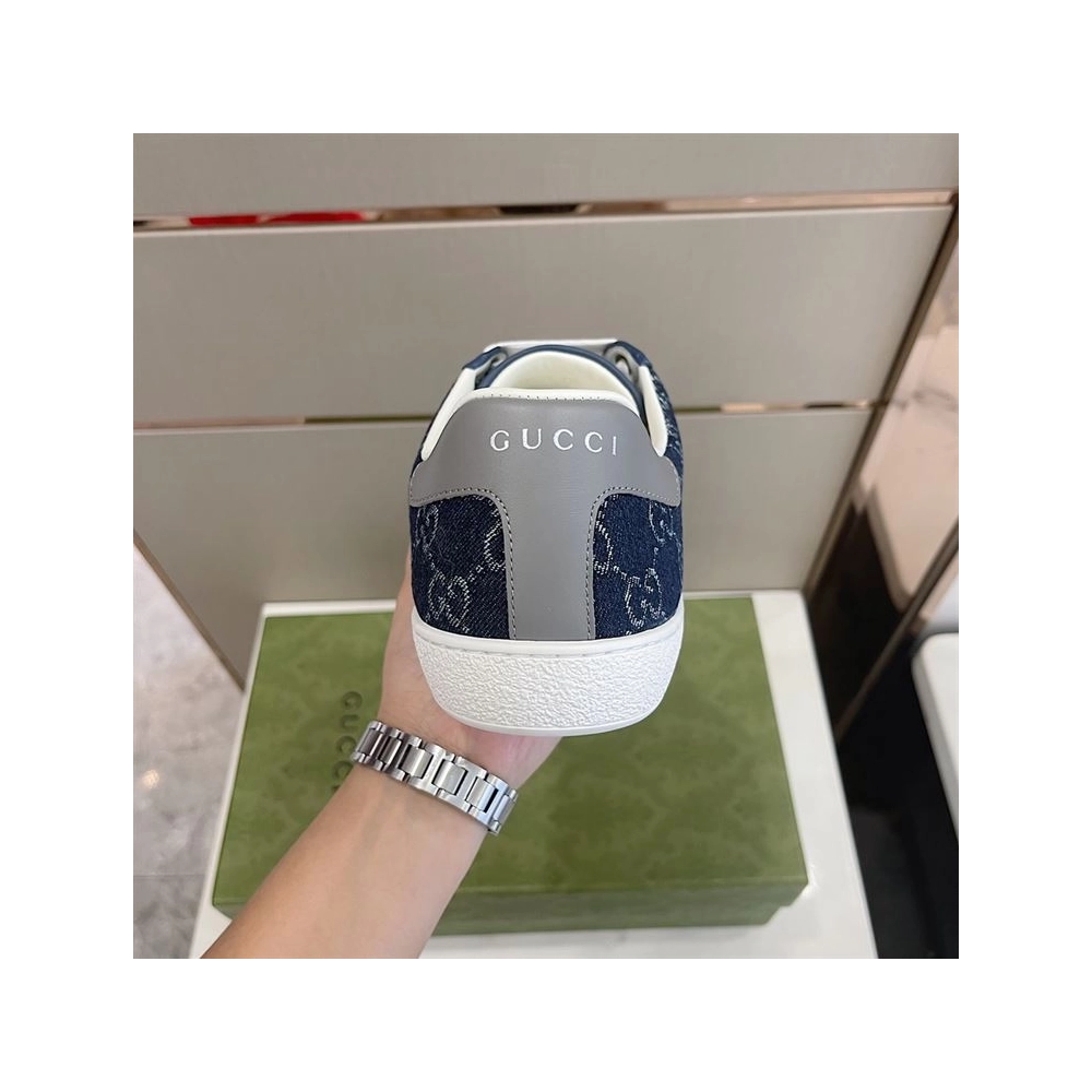 FashionStatement,GUCCI,LuxuryFootwear,SNEAKER