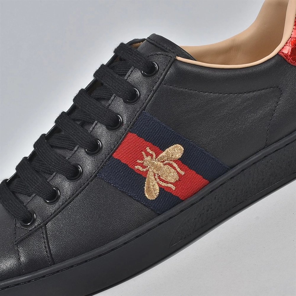 GUCCI,Lowtop,LuxuryFootwear,SNEAKER