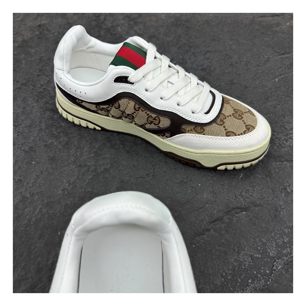 FashionStatement,GUCCI,IconicStyle,ItalianCraftsmanship,LuxuryFootwear,SNEAKER