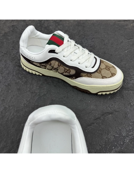 FashionStatement,GUCCI,IconicStyle,ItalianCraftsmanship,LuxuryFootwear,SNEAKER