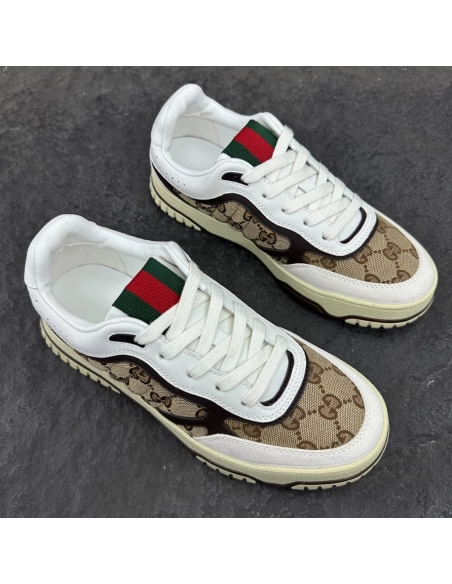 FashionStatement,GUCCI,IconicStyle,ItalianCraftsmanship,LuxuryFootwear,SNEAKER