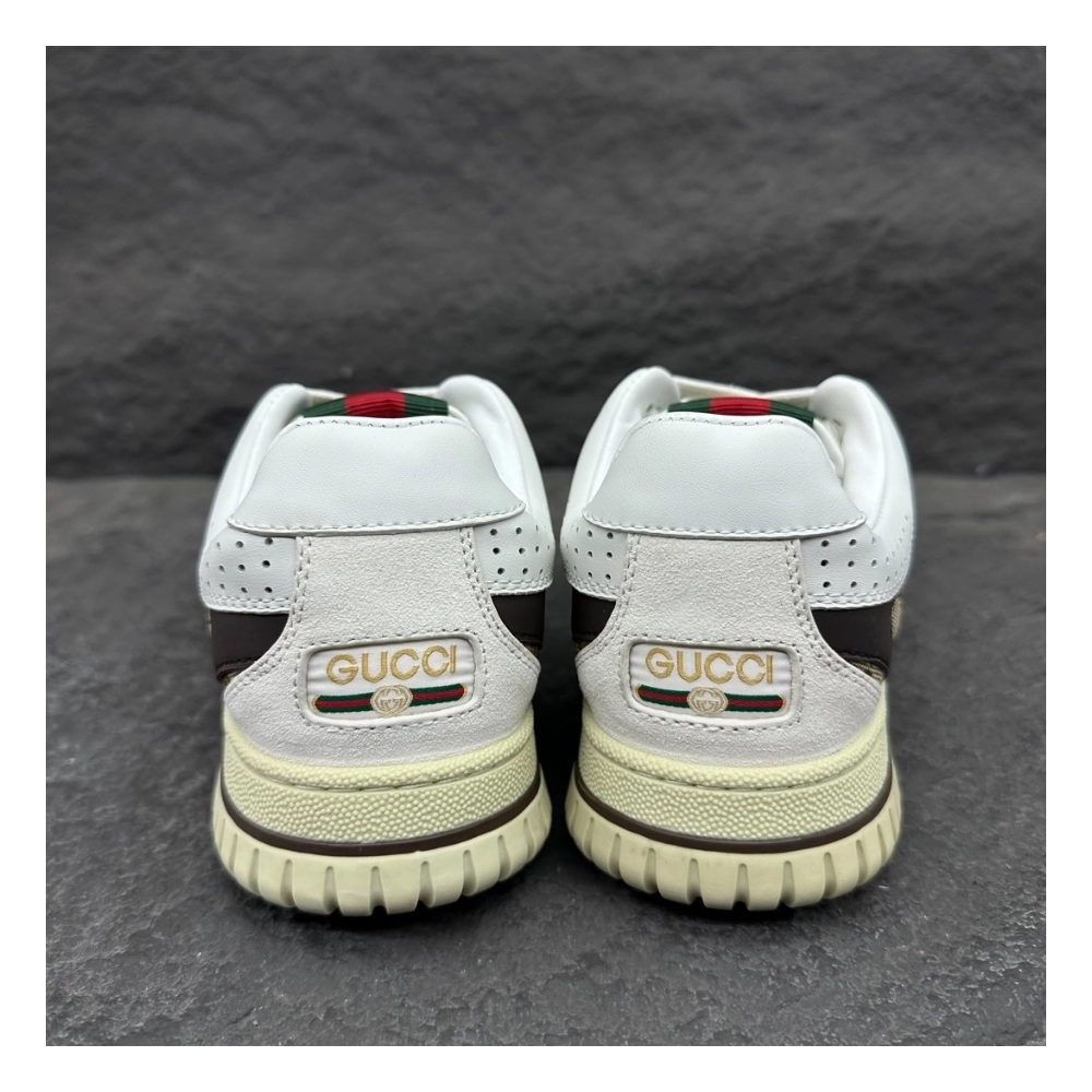 FashionStatement,GUCCI,IconicStyle,ItalianCraftsmanship,LuxuryFootwear,SNEAKER