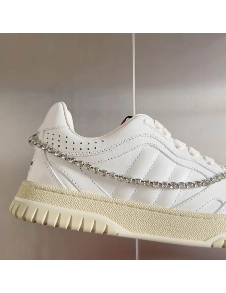 FashionStatement,GUCCI,IconicStyle,ItalianCraftsmanship,LuxuryFootwear,SNEAKER