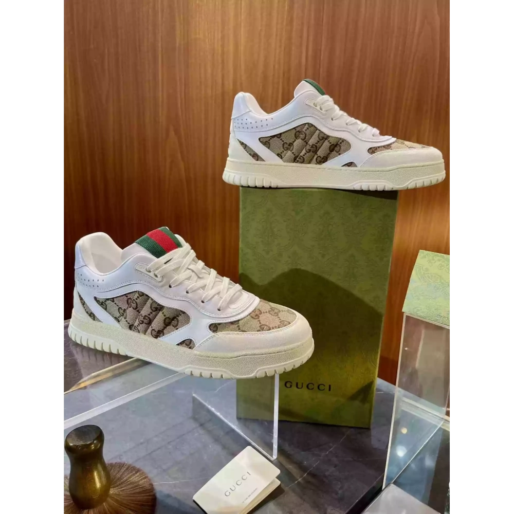 FashionStatement,FOOTWEAR,GUCCI,IconicStyle,LuxuryFootwear,SHOES FOR MEN,Sneakers