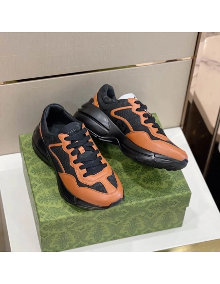 FashionStatement,GUCCI,IconicStyle,ItalianCraftsmanship,LuxuryFootwear,SNEAKER