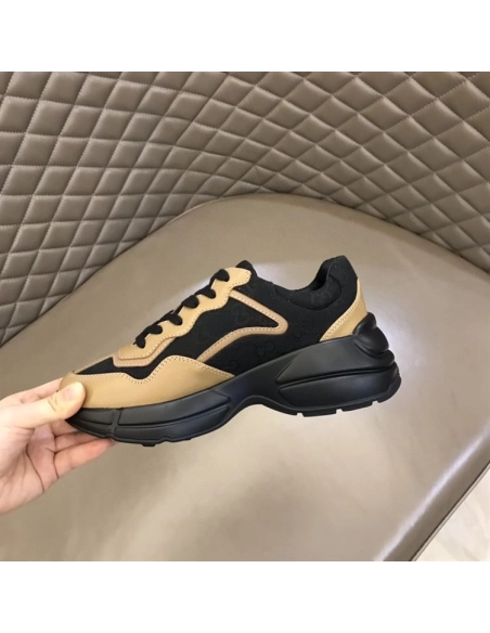 FashionStatement,GUCCI,IconicStyle,ItalianCraftsmanship,LuxuryFootwear,SNEAKER