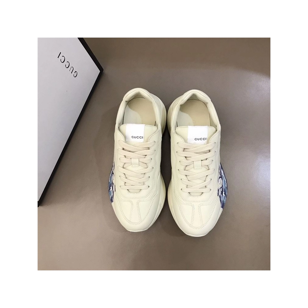 FashionStatement,GUCCI,IconicStyle,ItalianCraftsmanship,LuxuryFootwear,SNEAKER