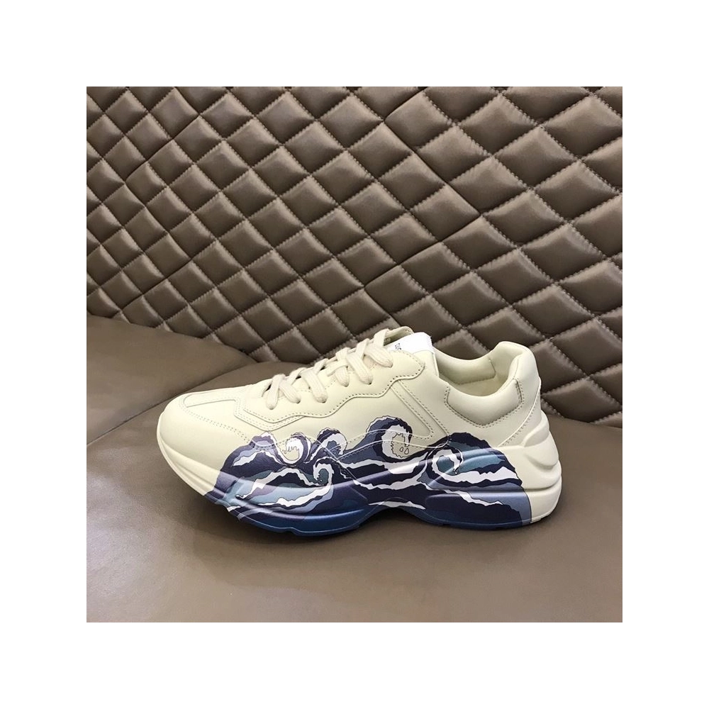 FashionStatement,GUCCI,IconicStyle,ItalianCraftsmanship,LuxuryFootwear,SNEAKER