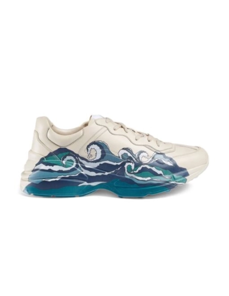 FashionStatement,GUCCI,IconicStyle,ItalianCraftsmanship,LuxuryFootwear,SNEAKER