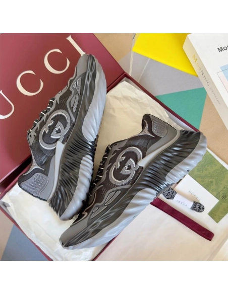 FashionStatement,GUCCI,IconicStyle,ItalianCraftsmanship,LuxuryFootwear,SNEAKER