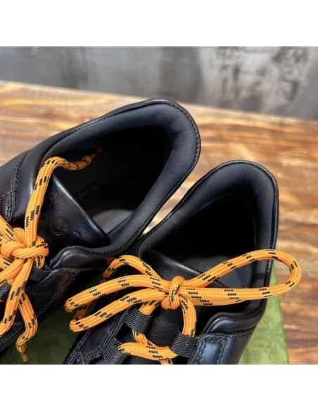 FashionStatement,GUCCI,IconicStyle,ItalianCraftsmanship,LuxuryFootwear,SNEAKER